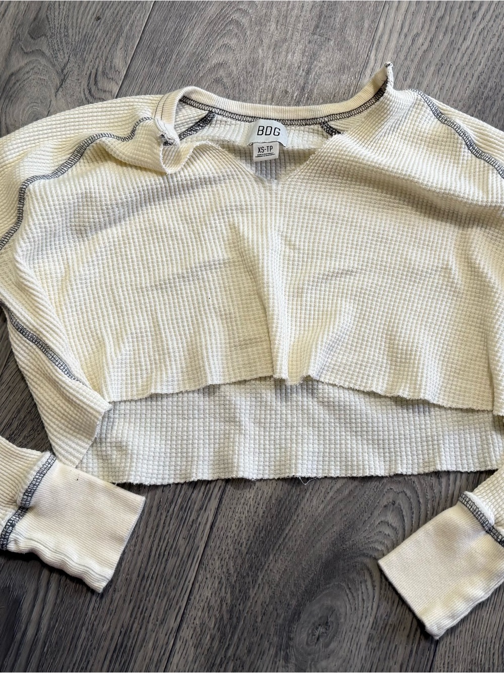 BDG Cream Cropped Long Sleeve Shirt
